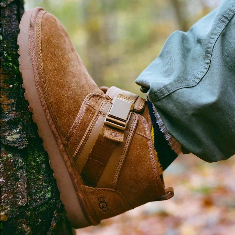 UGG Neumel Snapback Chukka Boots